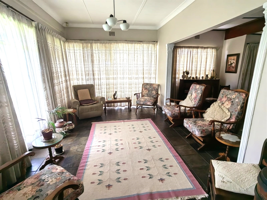 5 Bedroom Property for Sale in Parys Free State
